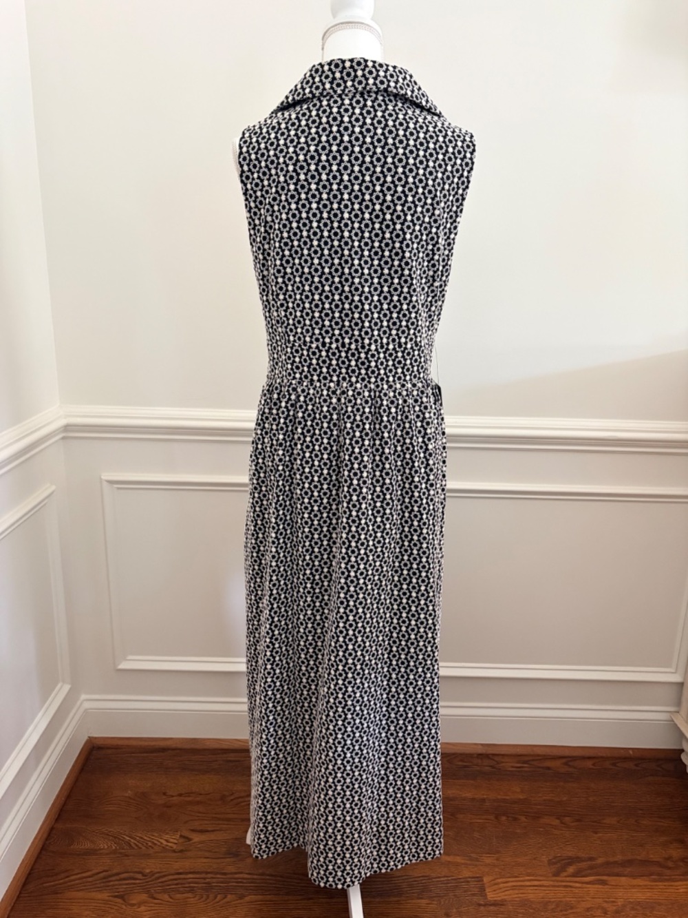 Tuckernuck Pomander Place Sleeveless Maxi Dress XL Black Geometric V-Neck Collar - Picture 4 of 8